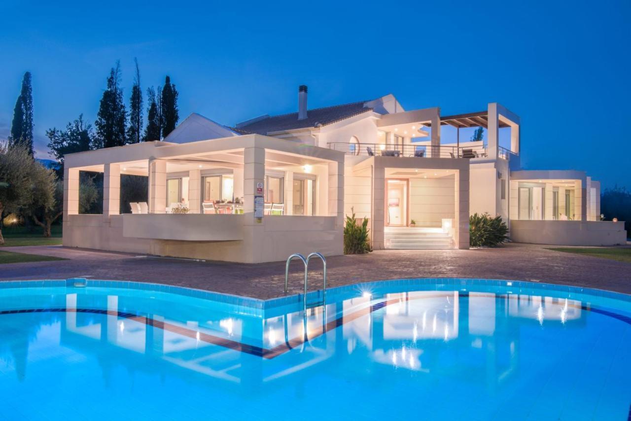 Astarte Villas - Istar Villa With Tennis Court Makhairádhon Exterior foto